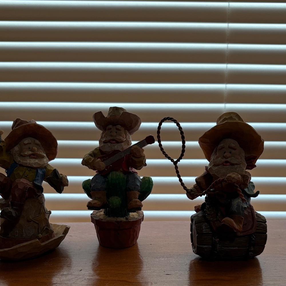 Cowboy Santas Figurines Set